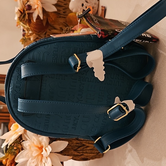 Juicy Couture backpack with removable pouch ✨️Host Pick✨️ - Picture 3 of 9